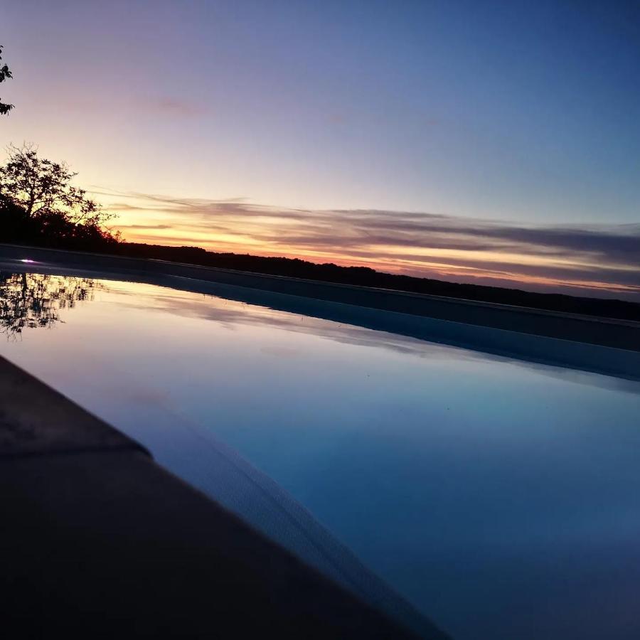 Domaine De Lascaux Bed & Breakfast Montignac-Lascaux Bagian luar foto