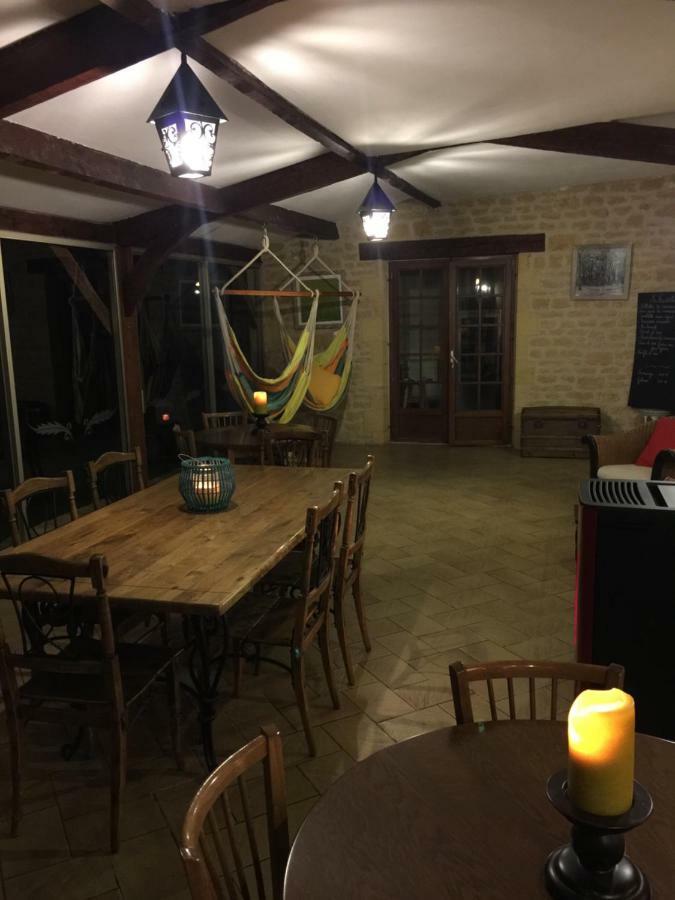 Domaine De Lascaux Bed & Breakfast Montignac-Lascaux Bagian luar foto