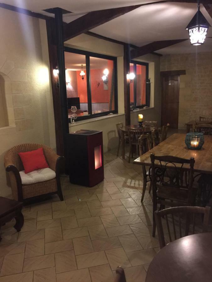 Domaine De Lascaux Bed & Breakfast Montignac-Lascaux Bagian luar foto